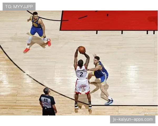 协防默契补位阻断推进线路：团队协同的全局战术